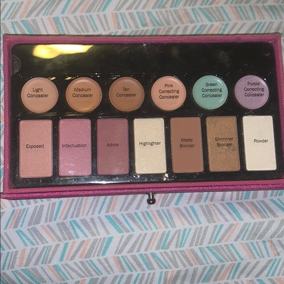 💄ULTA CHEEK KIT WITH CONCEALER BLUSH BRONZER💄 - Picture 1 of 1